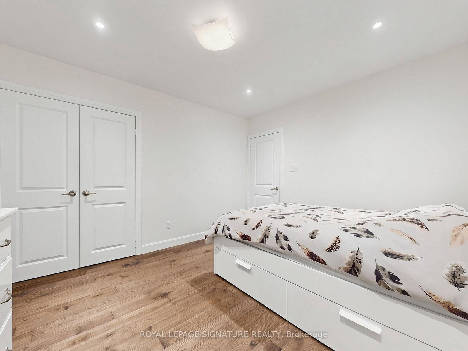 31 Tollerton Avenue • Toronto, ON photo 19