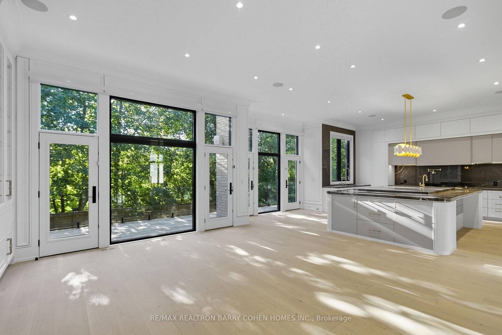 14 Glen Cedar Road • Toronto, ON photo 12