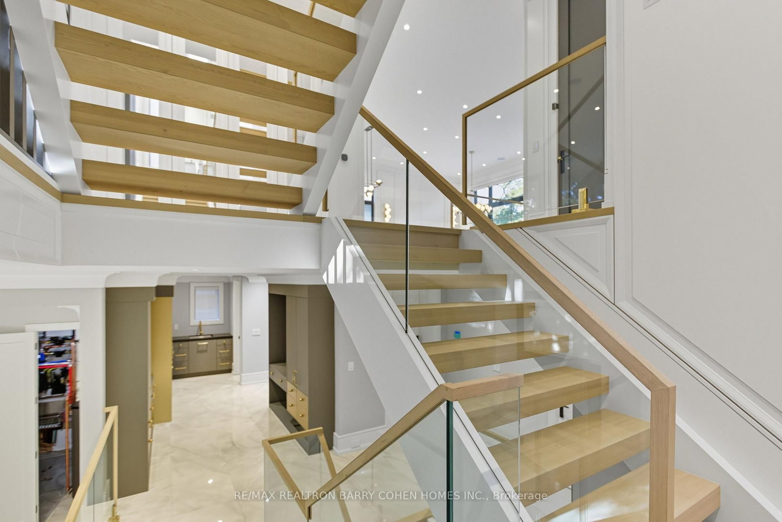 14 Glen Cedar Road • Toronto, ON photo 18