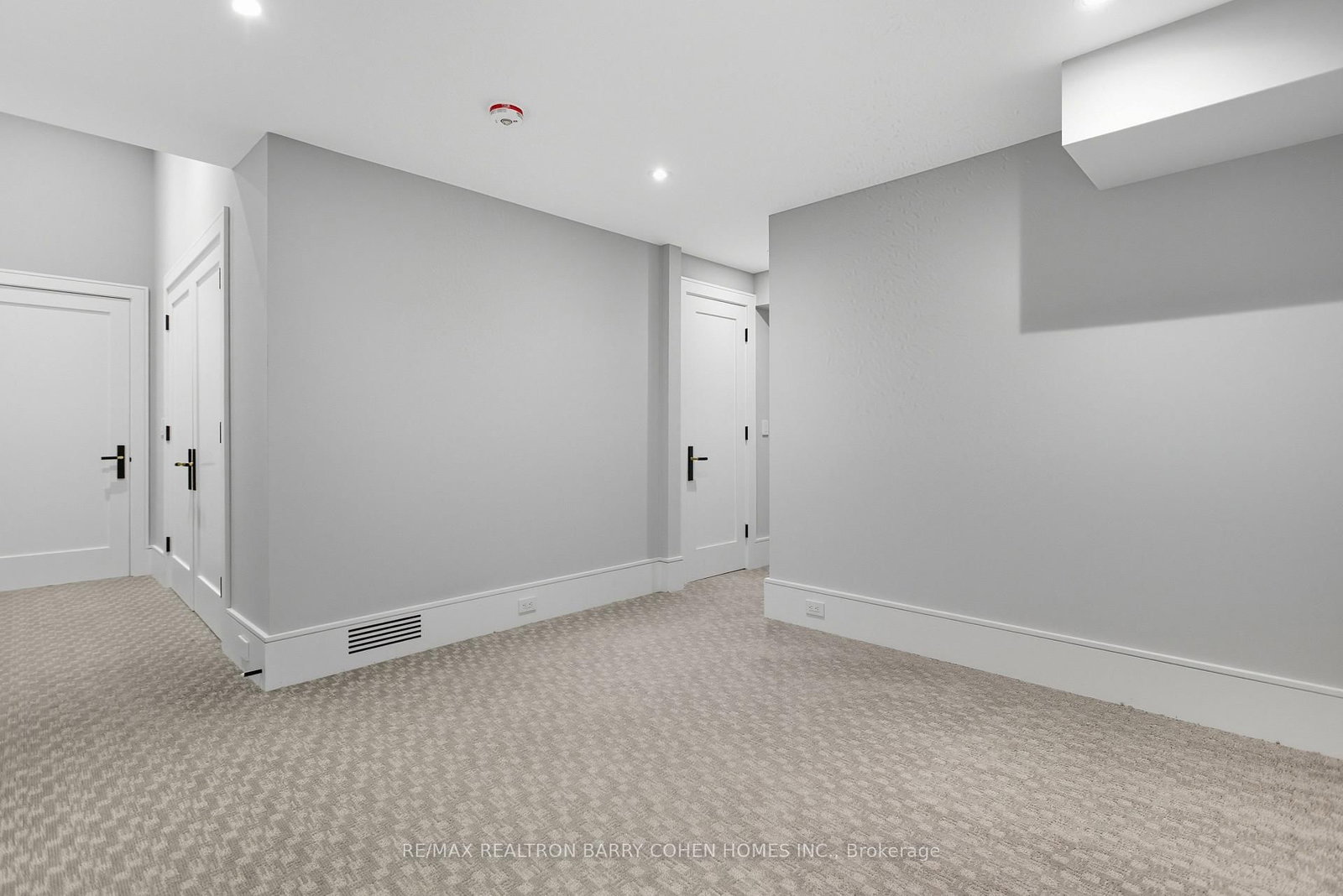 14 Glen Cedar Road • Toronto, ON photo 25