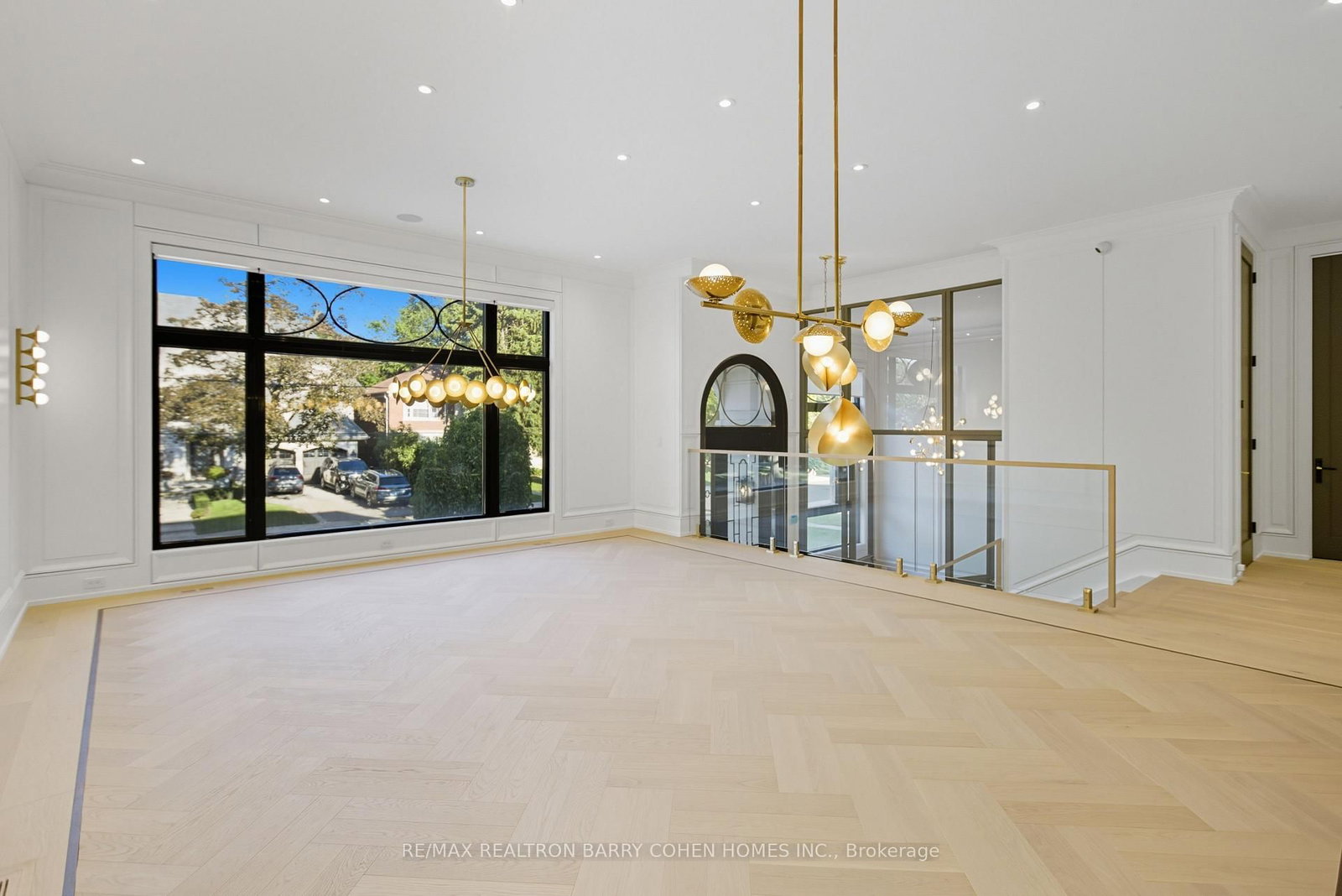 14 Glen Cedar Road • Toronto, ON photo 8