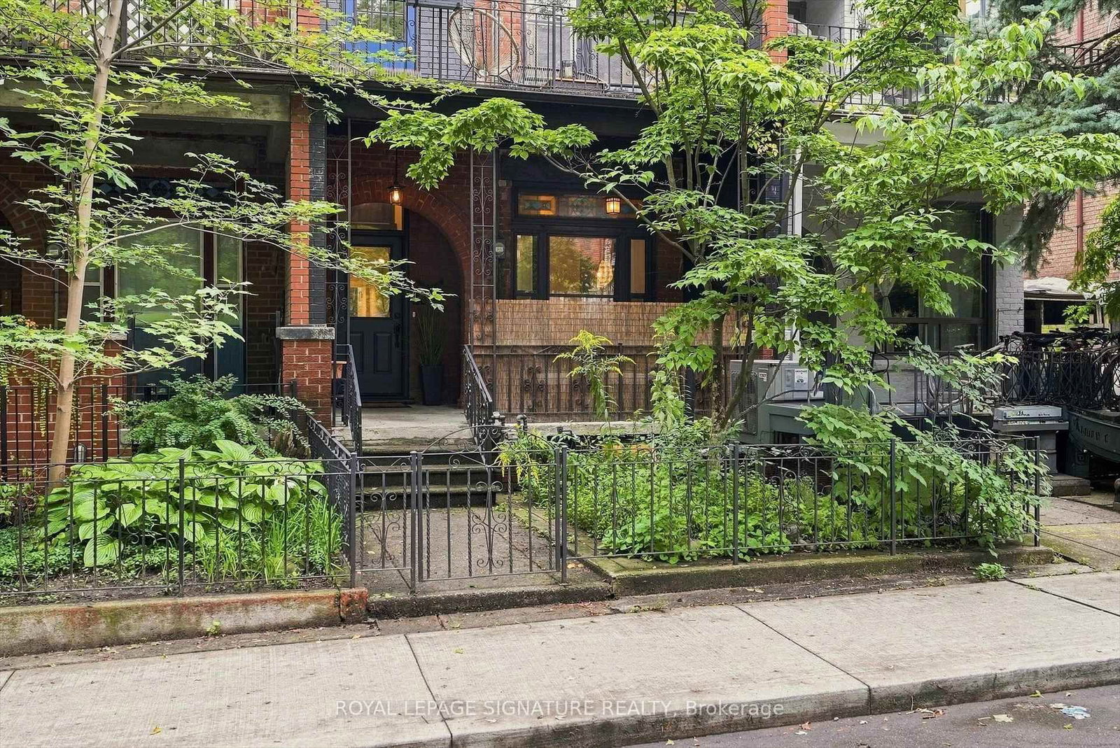 230 Dovercourt Road • Toronto, ON photo 50