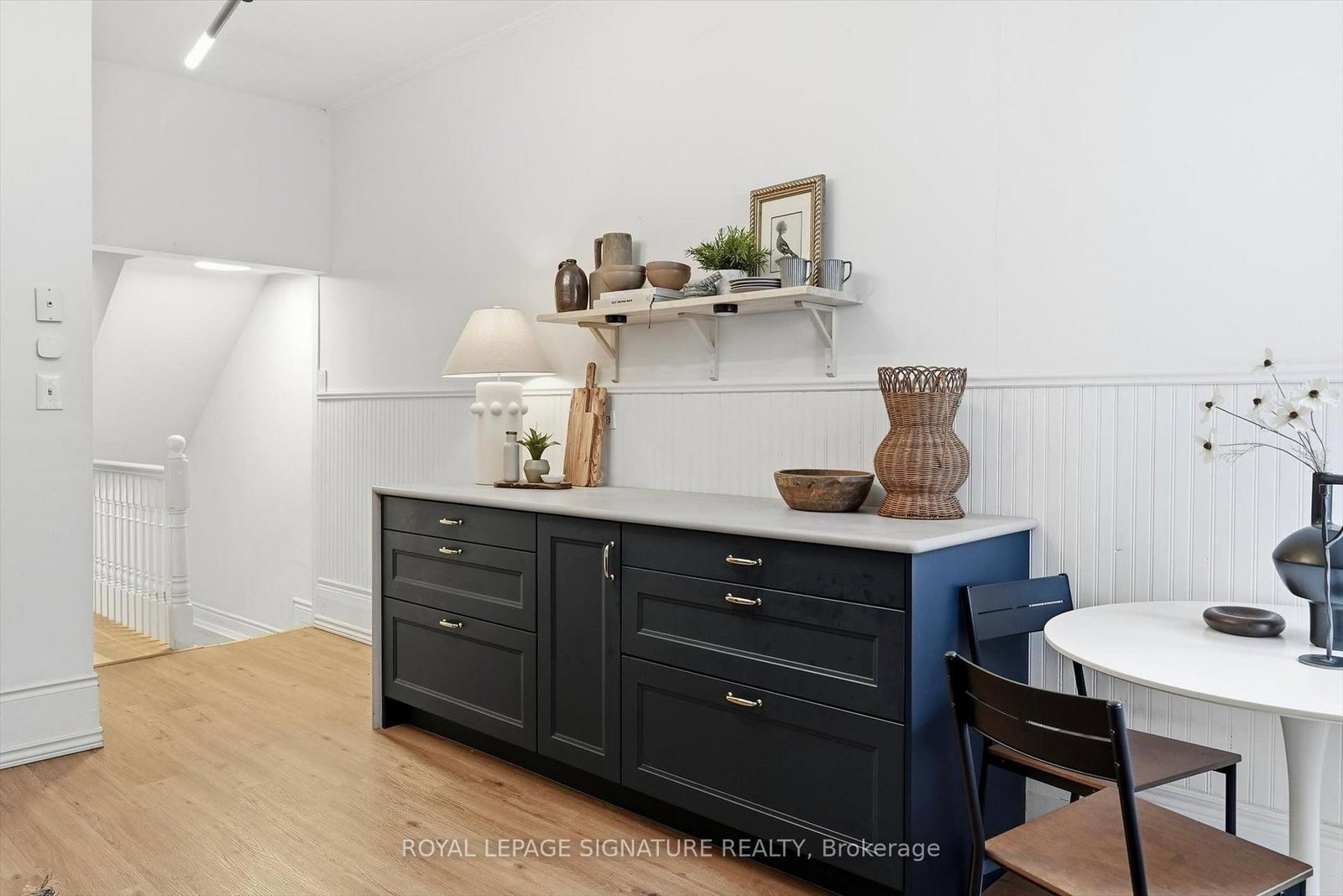 230 Dovercourt Road • Toronto, ON photo 8