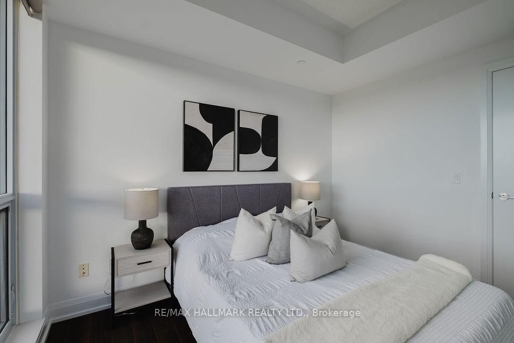 18 Graydon Hall Drive • #1803 • Toronto, ON photo 27