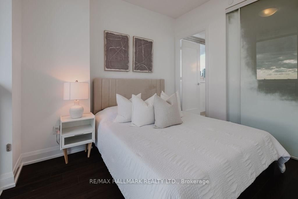 18 Graydon Hall Drive • #1803 • Toronto, ON photo 29