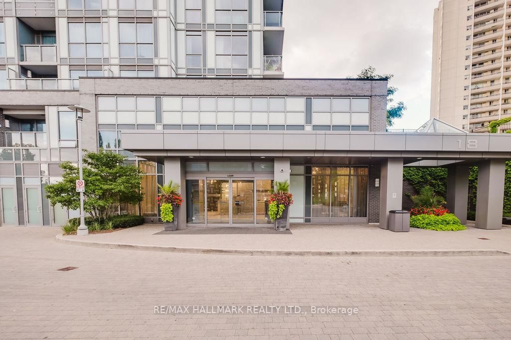 18 Graydon Hall Drive • #1803 • Toronto, ON photo 7