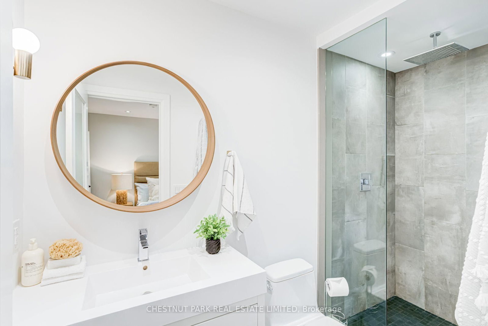 209 Atlas Avenue • Toronto, ON photo 18