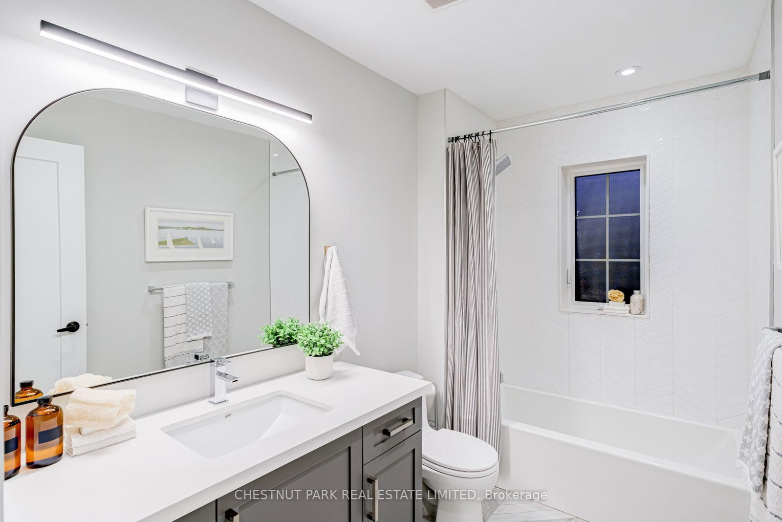 209 Atlas Avenue • Toronto, ON photo 22