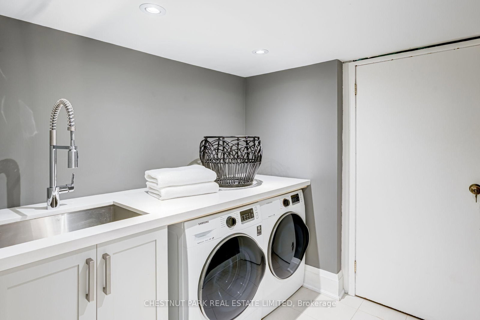 209 Atlas Avenue • Toronto, ON photo 27
