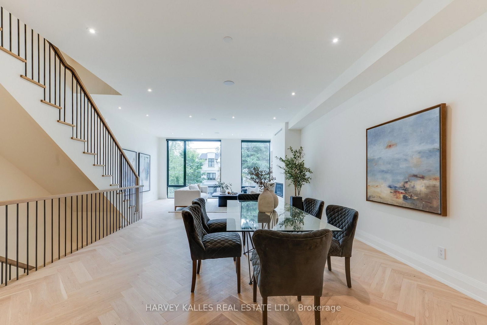 32 Evergreen Gardens • Toronto, ON photo 13