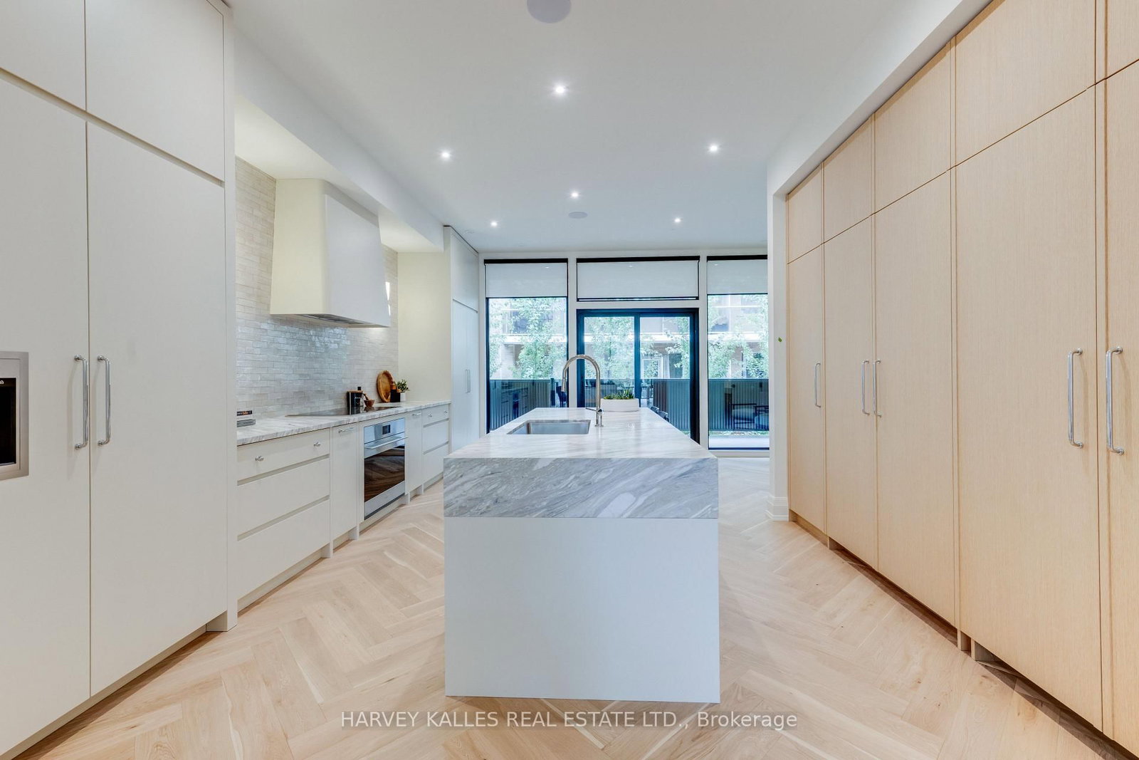32 Evergreen Gardens • Toronto, ON photo 18