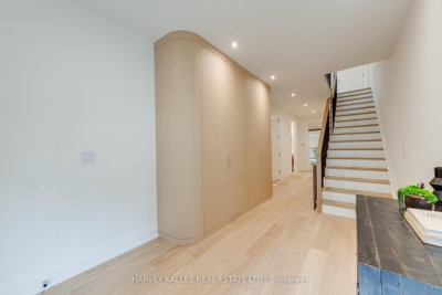 32 Evergreen Gardens, Toronto, ON, photo 4
