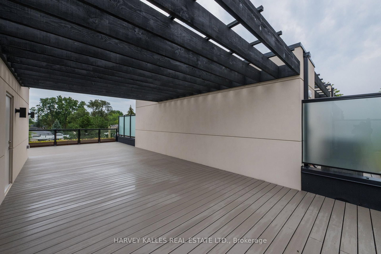 32 Evergreen Gardens • Toronto, ON photo 43
