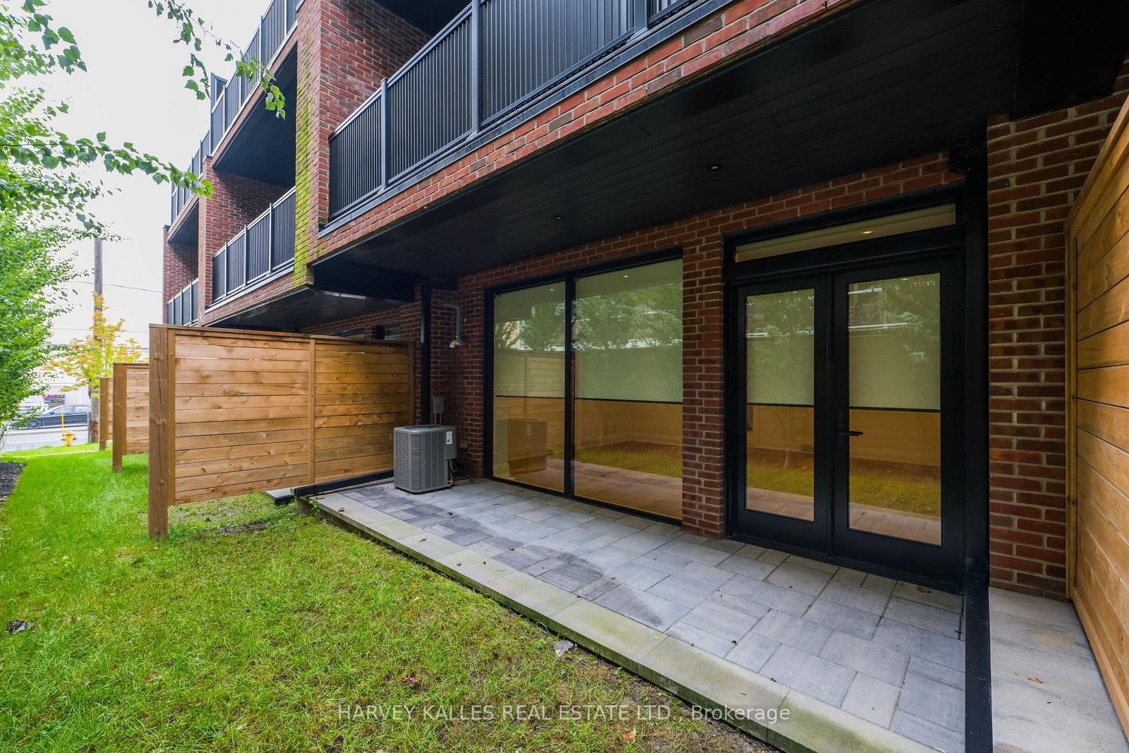 32 Evergreen Gardens • Toronto, ON photo 46