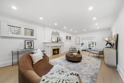 69 Chaplin Crescent • Toronto, ON photo 8