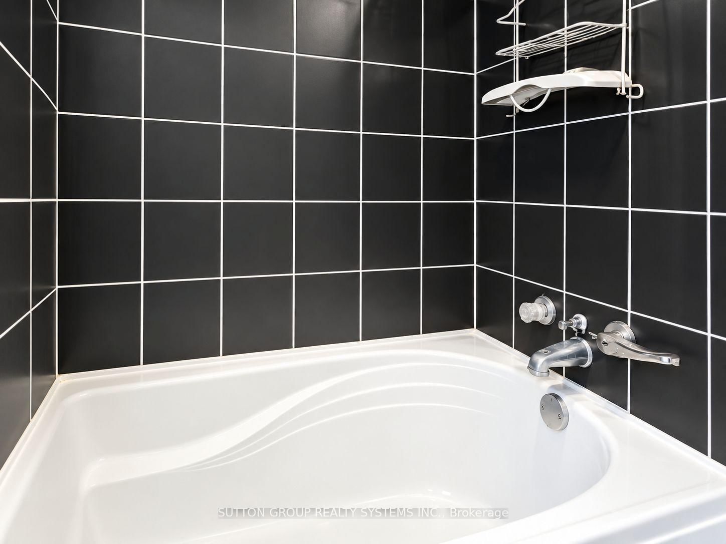 1139 Dovercourt Road • Toronto, ON photo 6