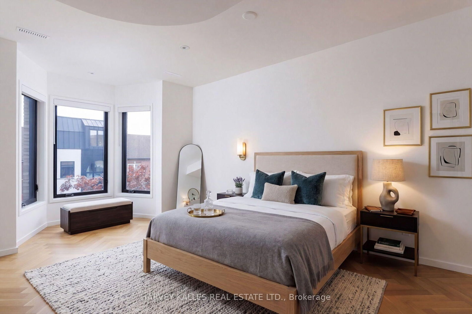 22 Foxley Street • Toronto, ON photo 28