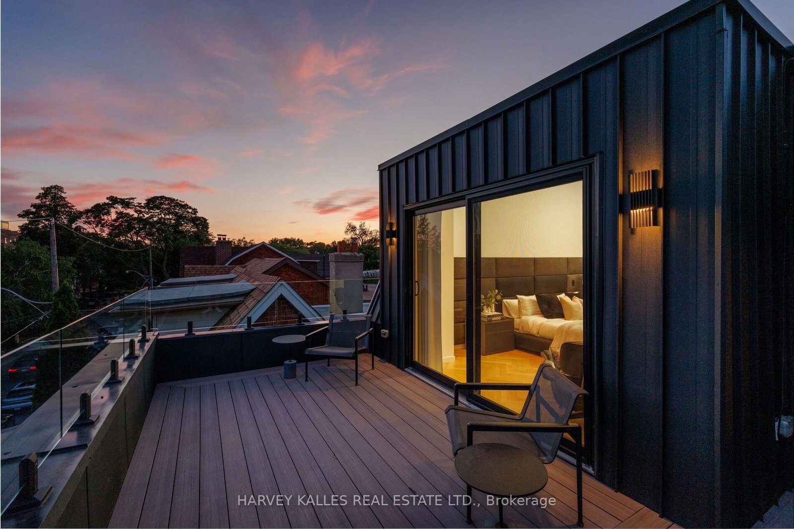 22 Foxley Street • Toronto, ON photo 38