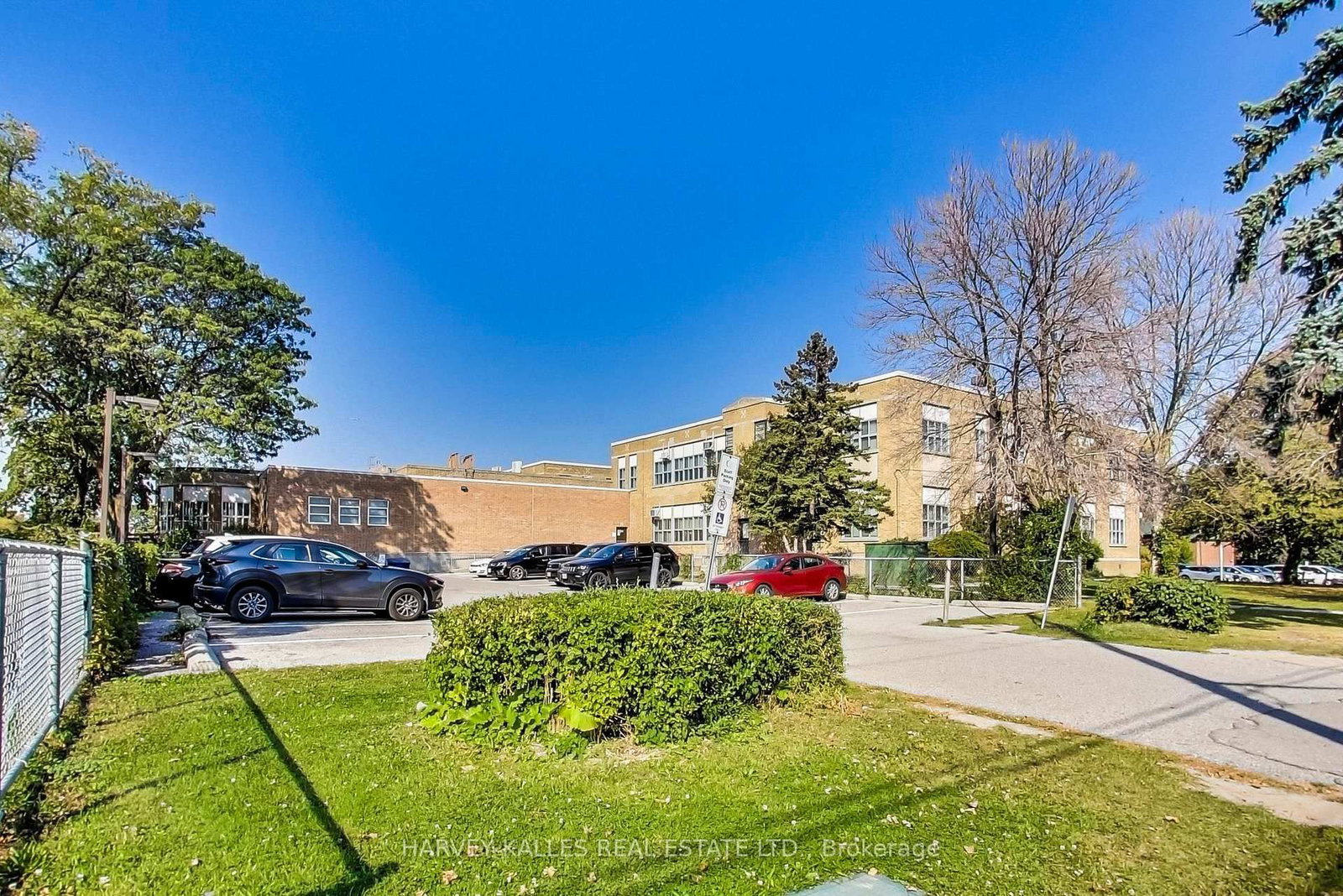 287 Yonge Boulevard • Toronto, ON photo 47