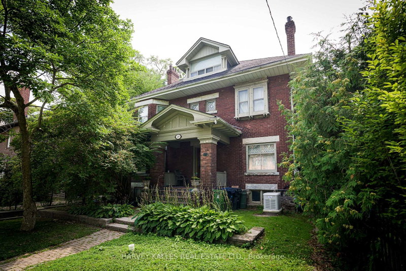home for sale on 219 Balmoral Avenue