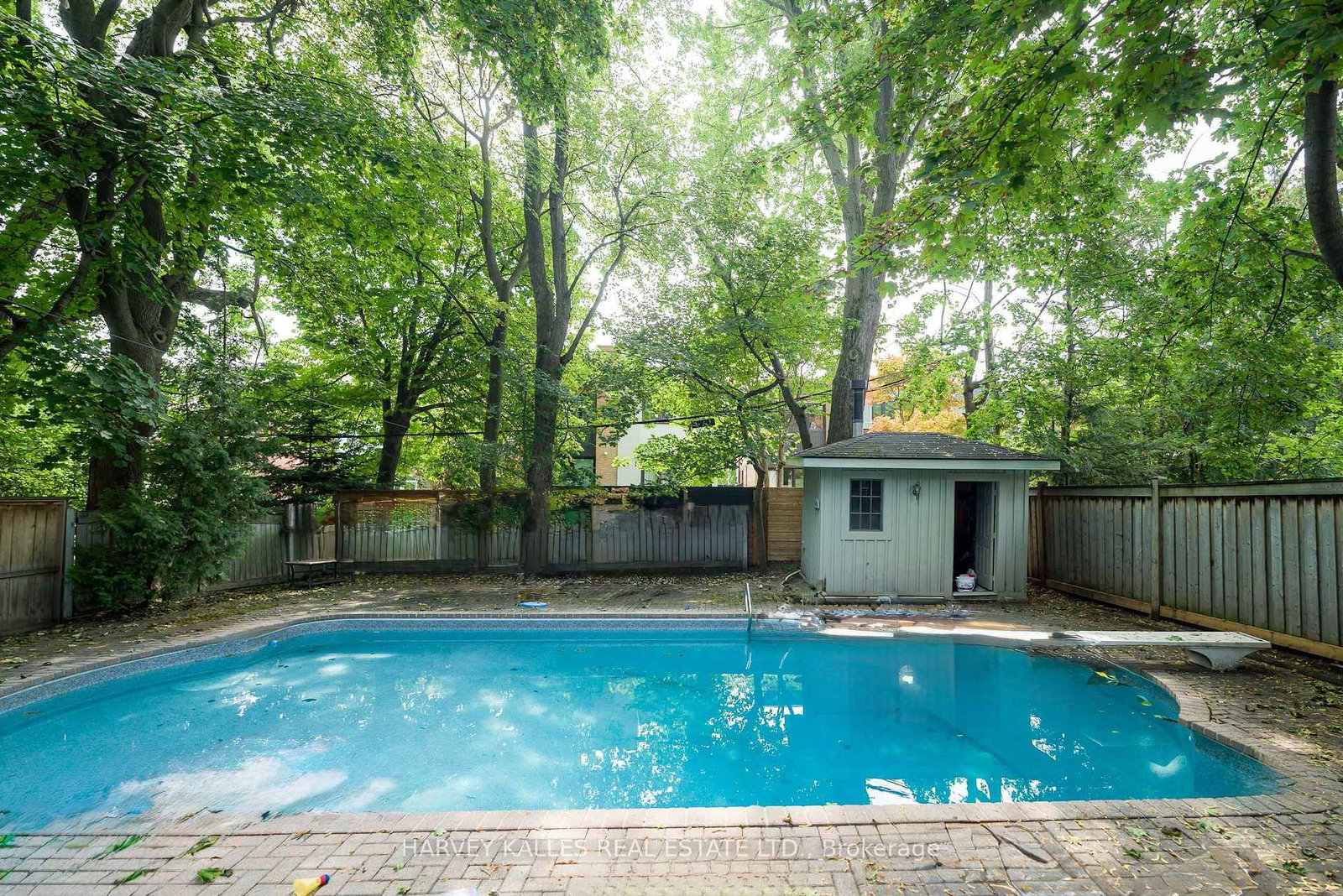 219 Balmoral Avenue • Toronto, ON photo 8