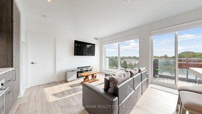 N423-7 Golden Lion Heights, Toronto, ON, photo 2