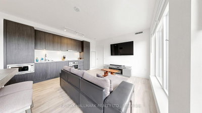 N423-7 Golden Lion Heights, Toronto, ON, photo 3