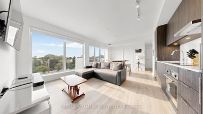 N423-7 Golden Lion Heights, Toronto, ON, photo 5