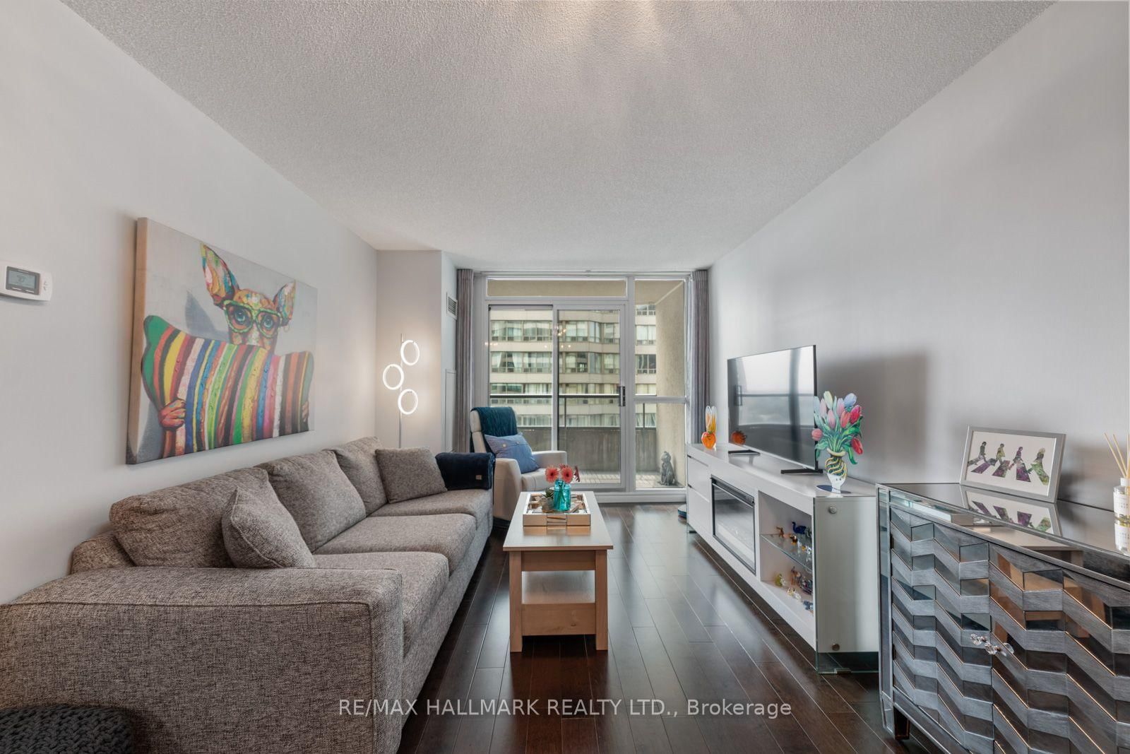 18 Spring Garden Avenue • #1609 • Toronto, ON photo 15