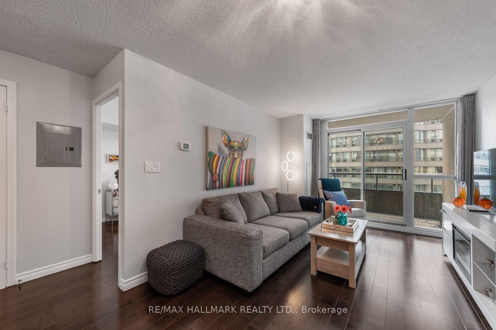18 Spring Garden Avenue • #1609 • Toronto, ON photo 16