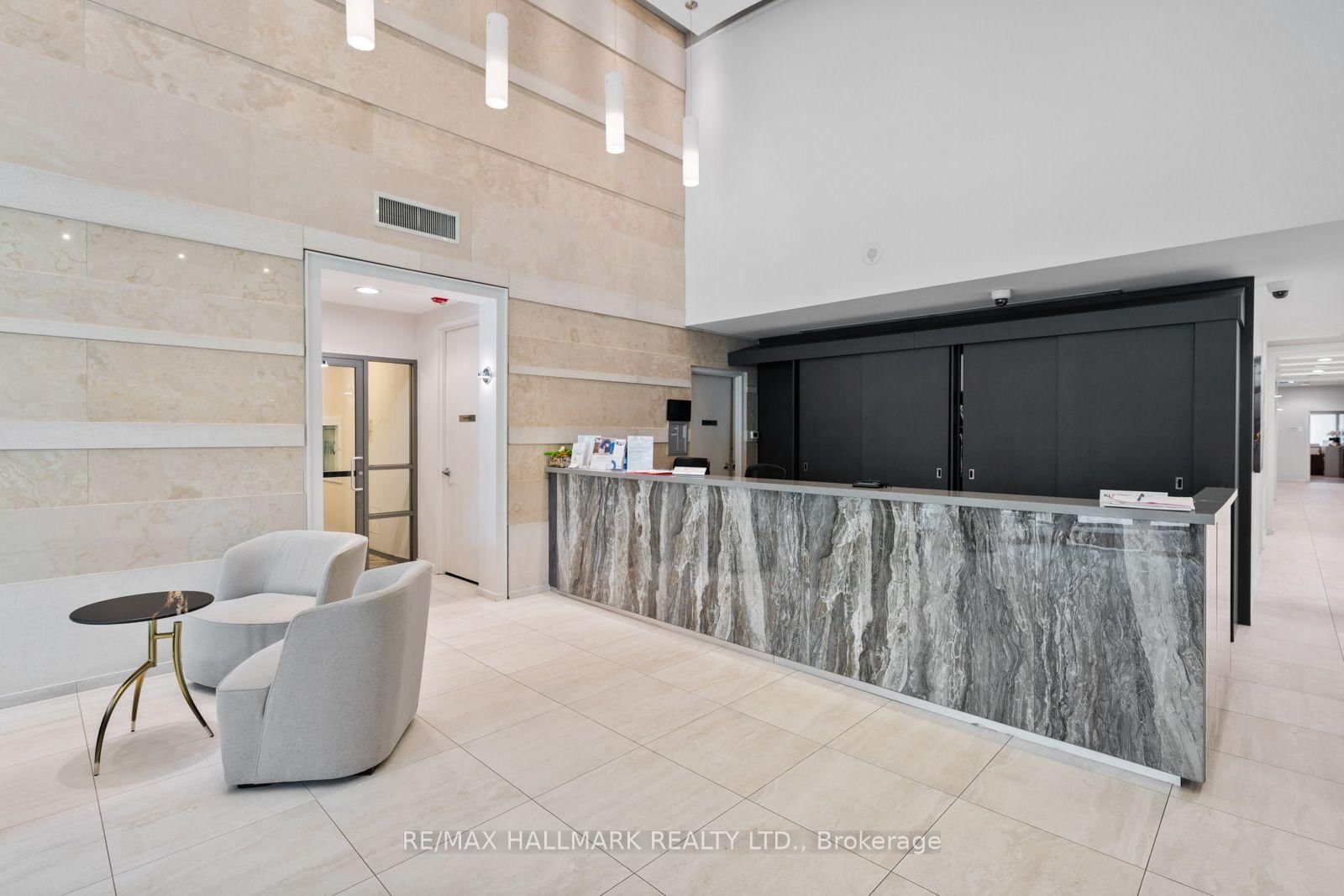 18 Spring Garden Avenue • #1609 • Toronto, ON photo 4