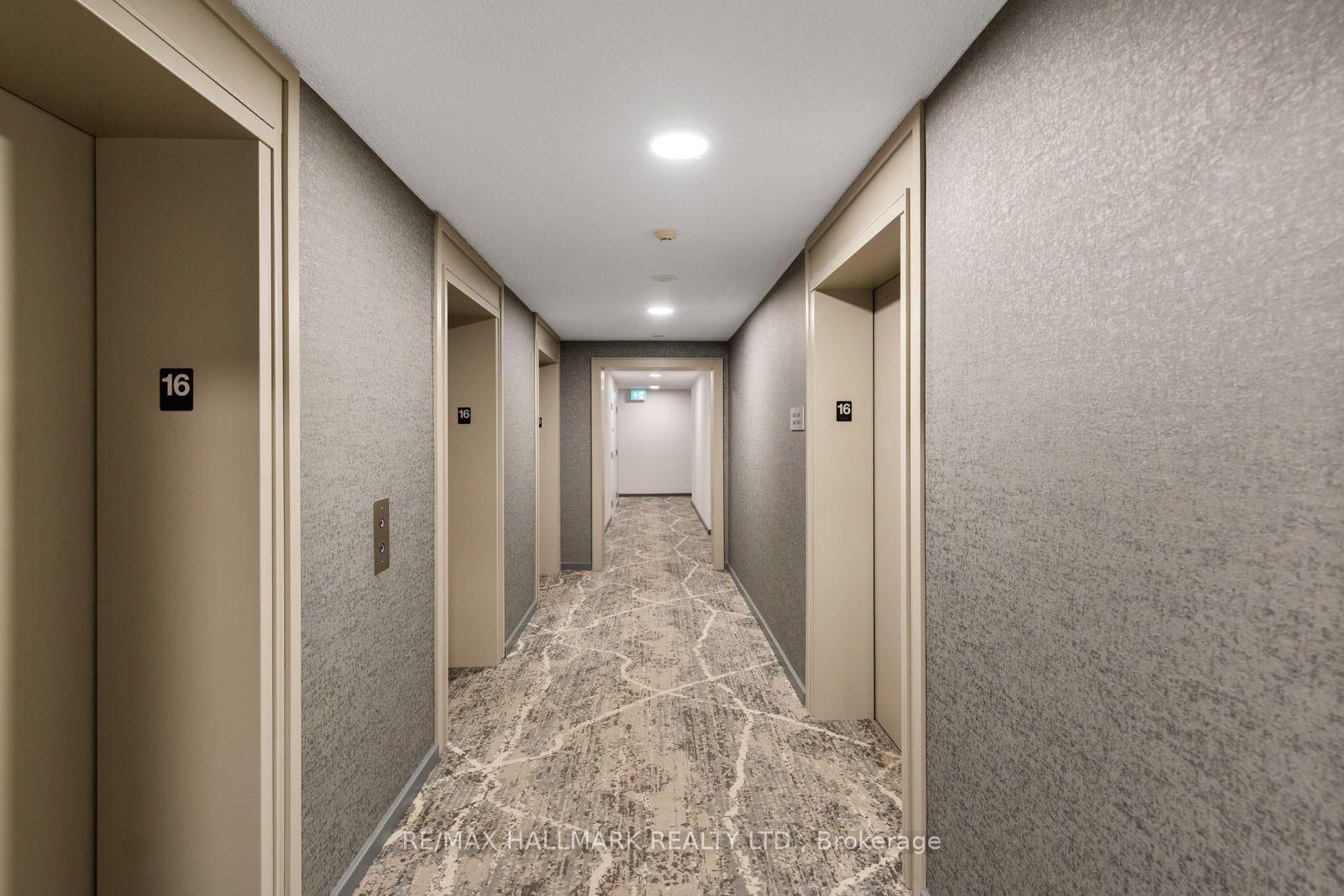 18 Spring Garden Avenue • #1609 • Toronto, ON photo 6