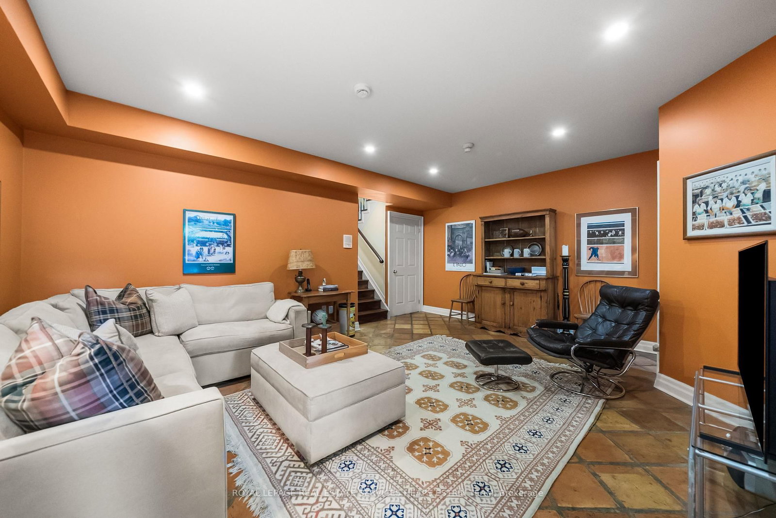81A Lowther Avenue • Toronto, ON photo 35