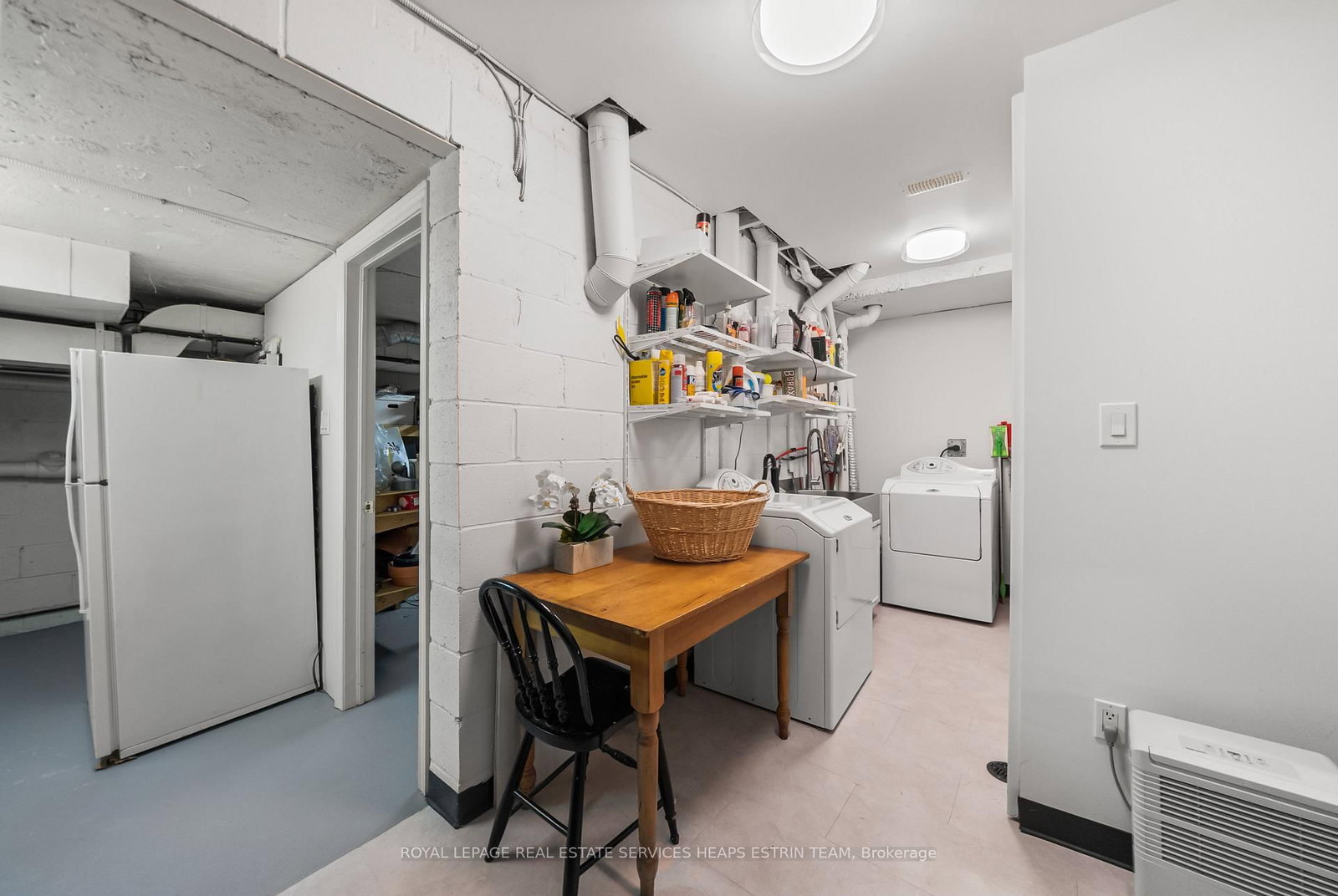 81A Lowther Avenue • Toronto, ON photo 37