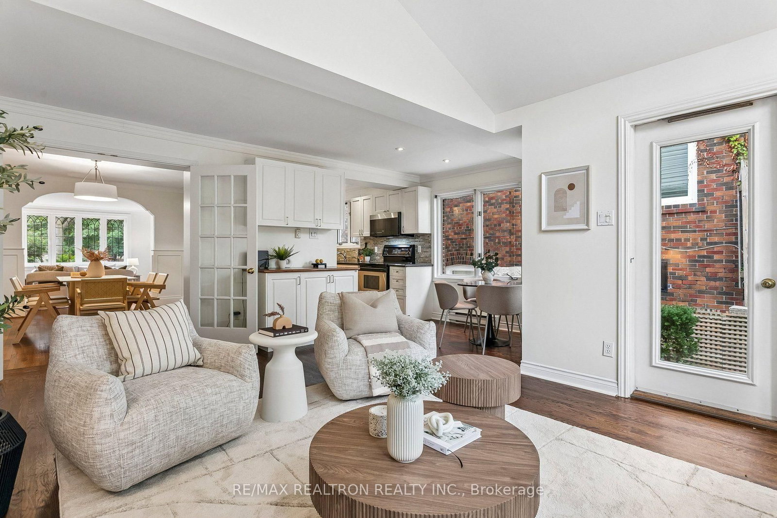 57 Castle Knock Road • Toronto, ON photo 10