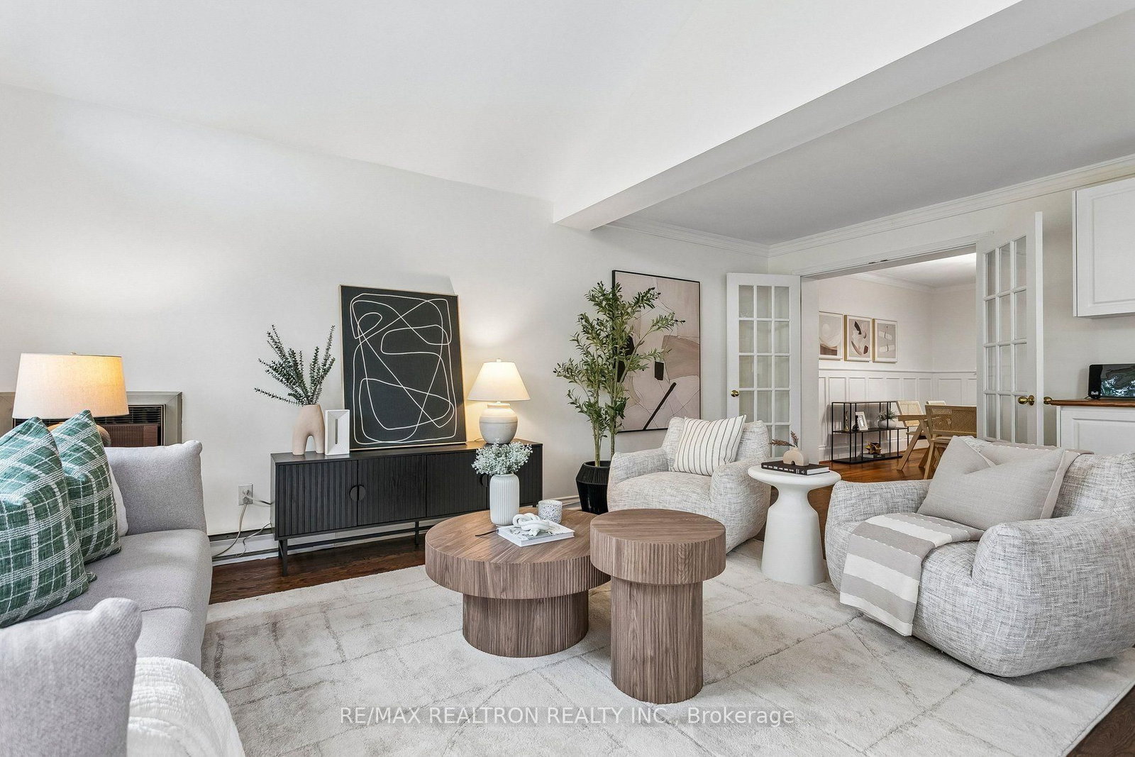 57 Castle Knock Road • Toronto, ON photo 9