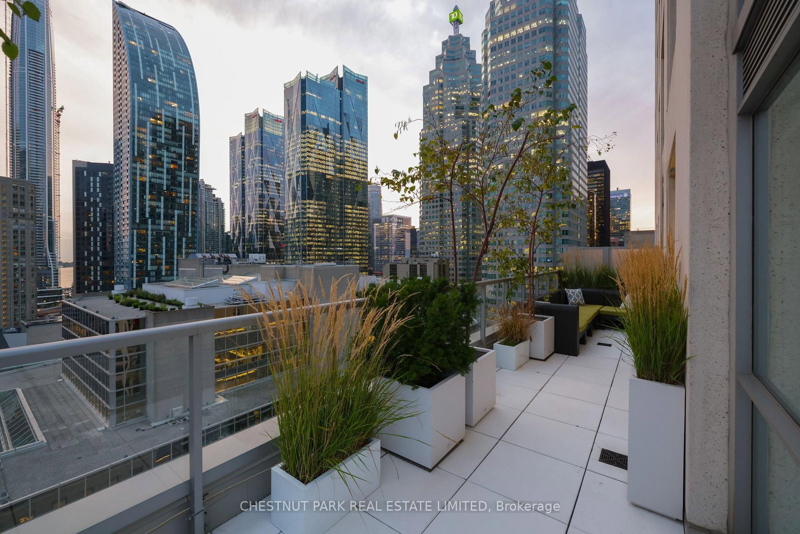 88 Scott Street • #1609 • Toronto, ON photo 29