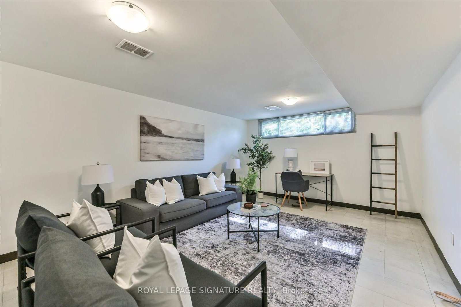 52 Daleside Crescent • Toronto, ON photo 24