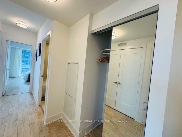10 Inn On The Park Drive • #2904 • Toronto, ON photo 20