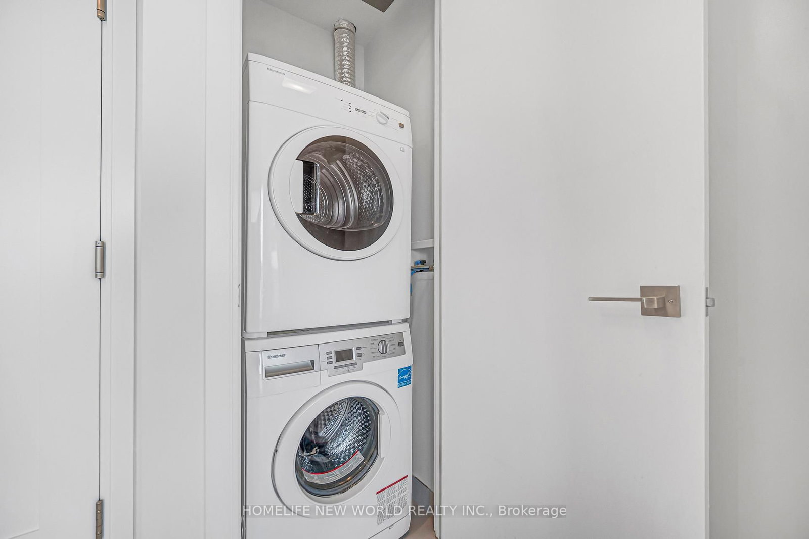 50 Charles Toronto,ON M4Y 0C3 — Photo 13