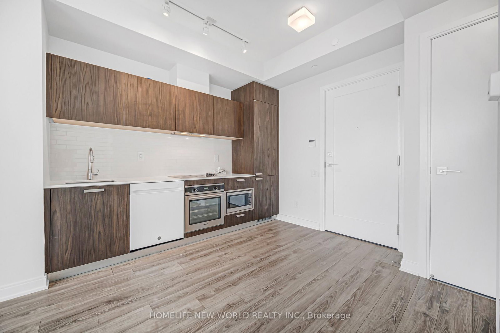 50 Charles Toronto,ON M4Y 0C3 — Photo 17