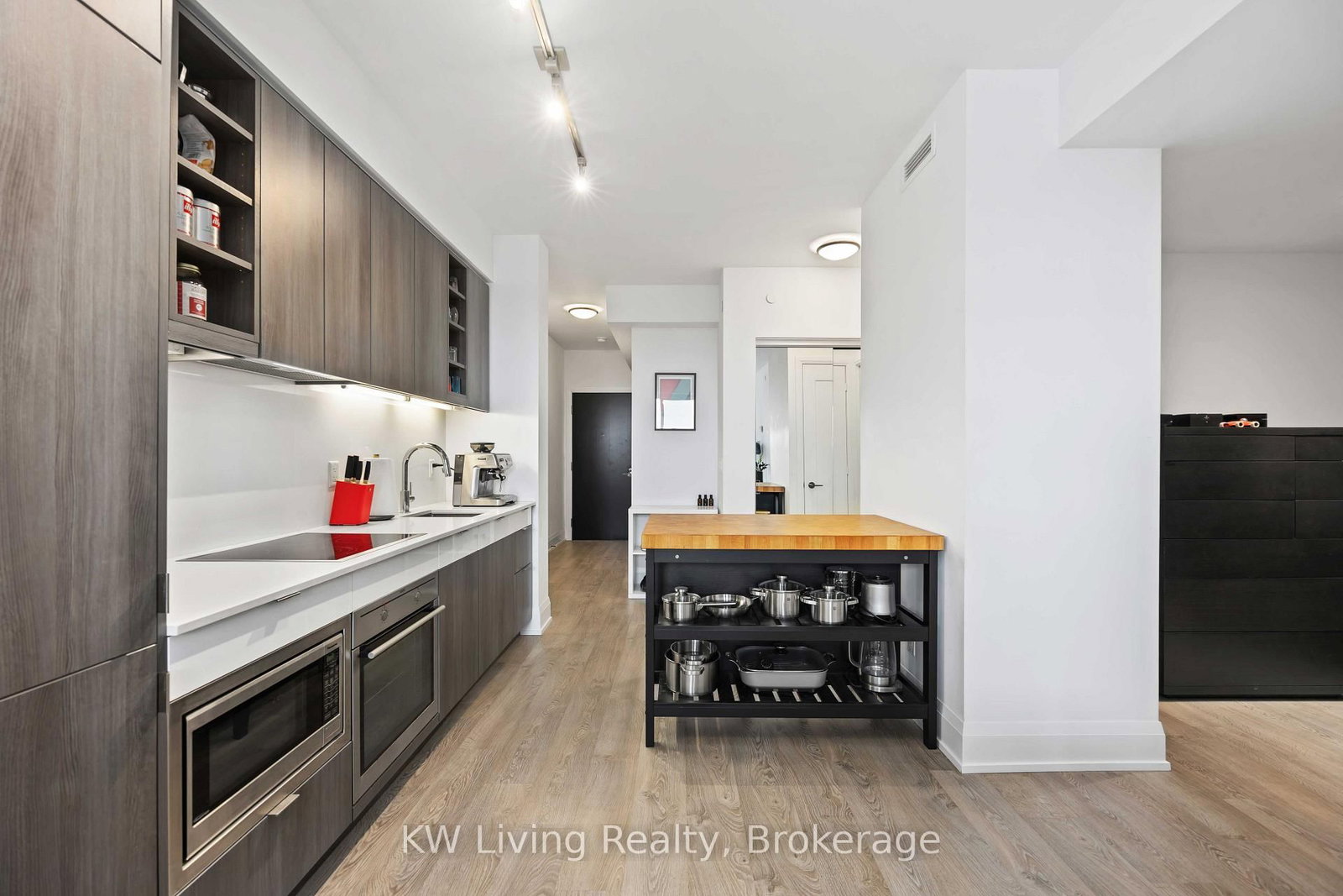 1703-101 Erskine Ave, Toronto, view 6