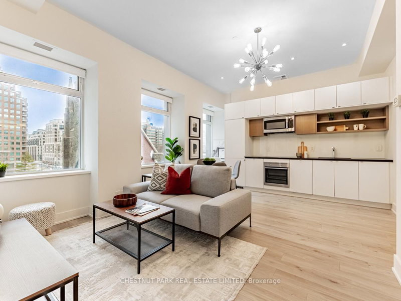 420 - 111 St Clair Avenue