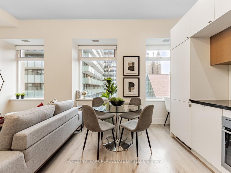 420 - 111 St Clair Avenue