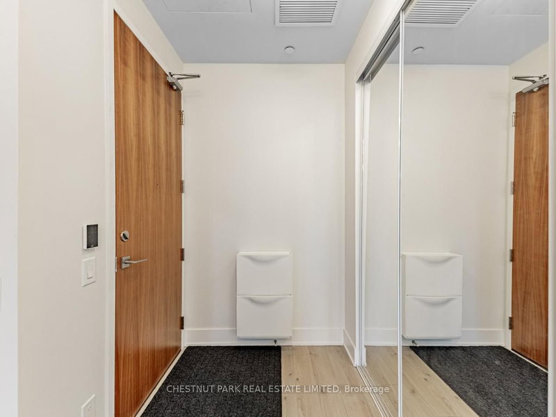 420 - 111 St Clair Avenue