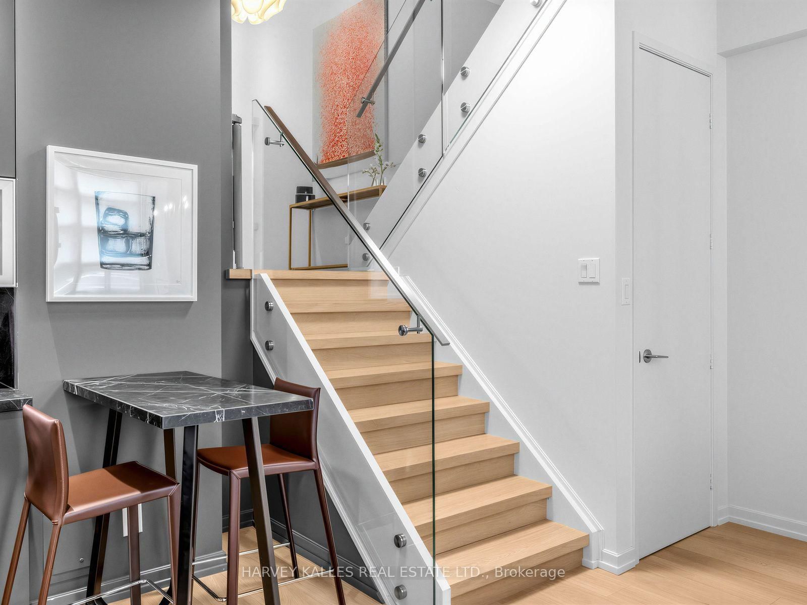 380 Macpherson Avenue • #106 • Toronto, ON photo 12