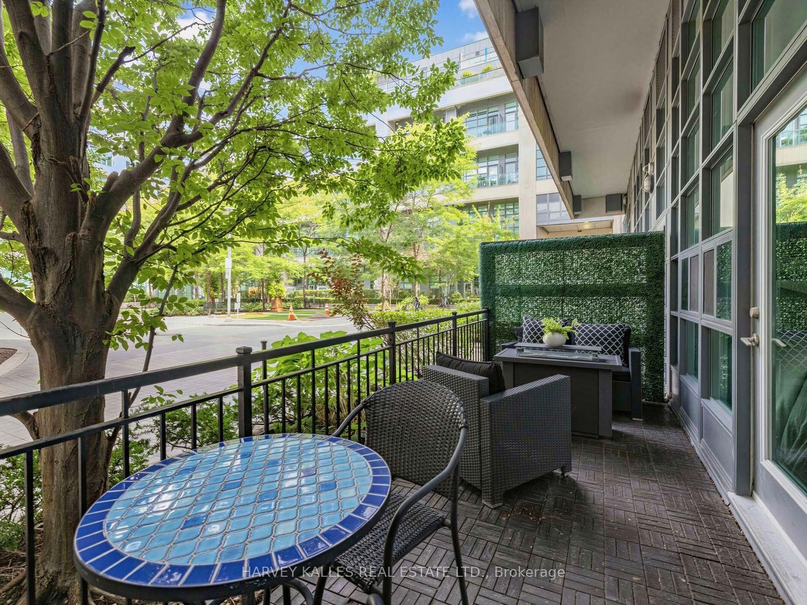 380 Macpherson Avenue • #106 • Toronto, ON photo 25