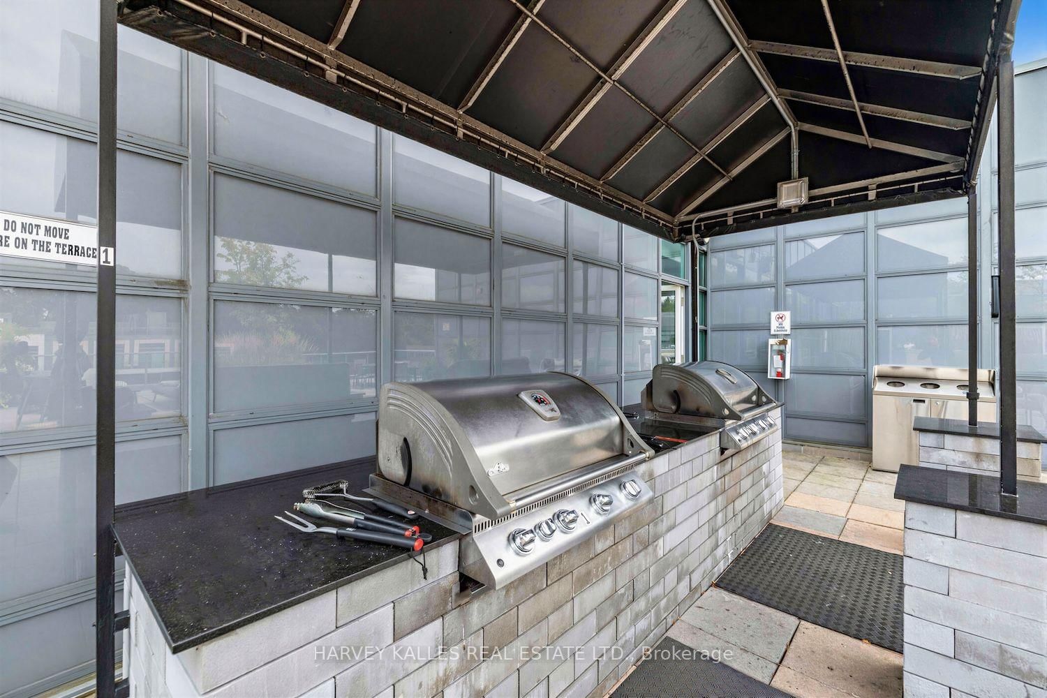 380 Macpherson Avenue • #106 • Toronto, ON photo 32