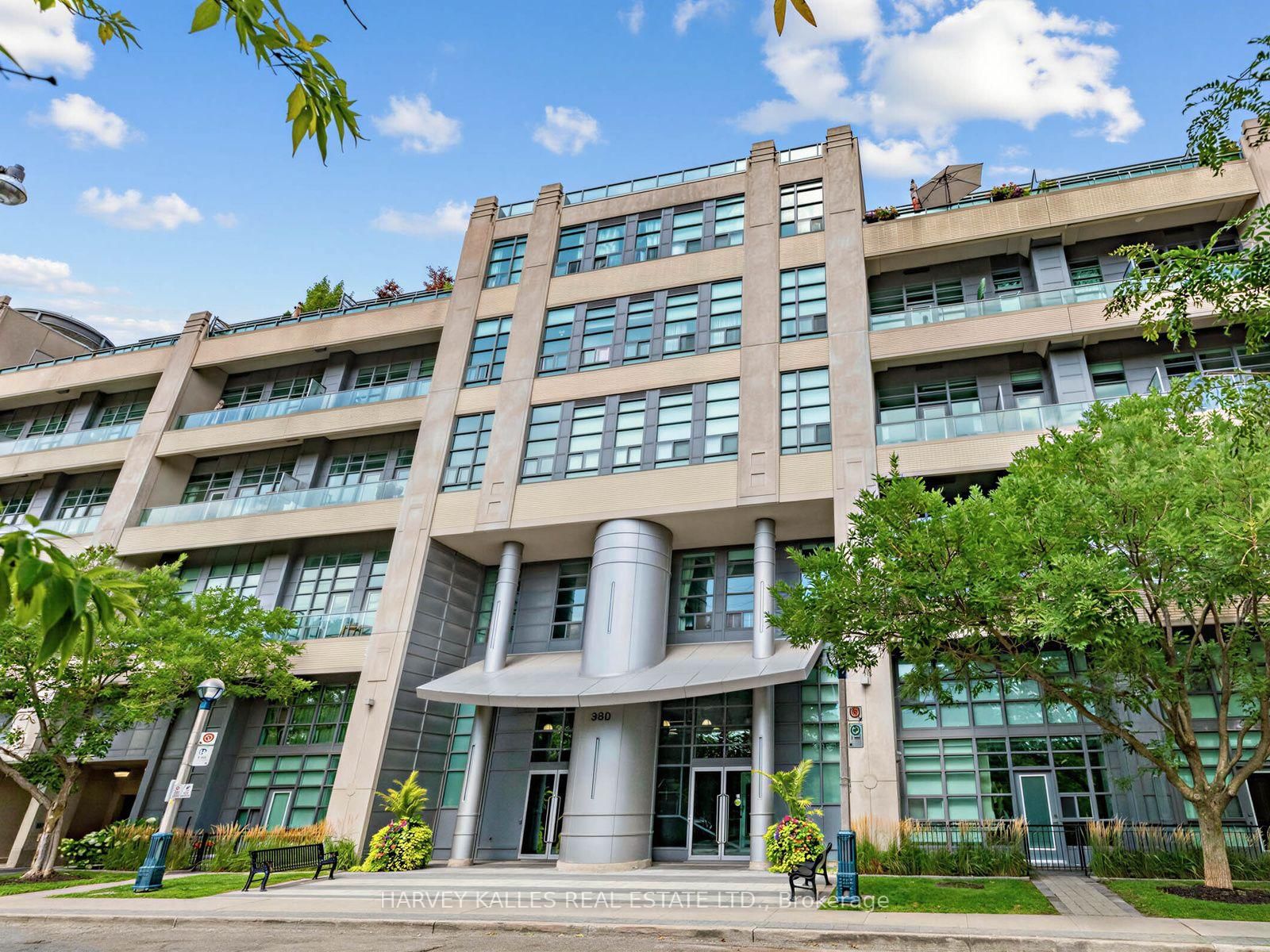 380 Macpherson Avenue • #106 • Toronto, ON photo 38