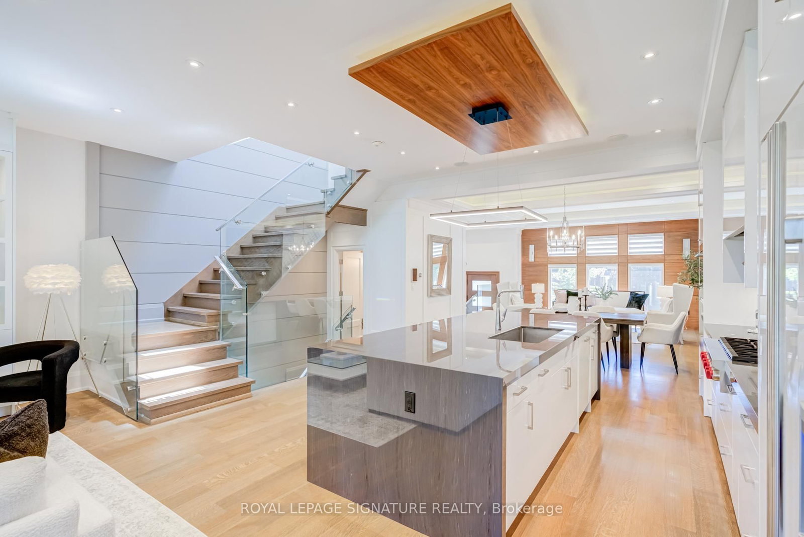 200 Snowdon Avenue • Toronto, ON photo 11